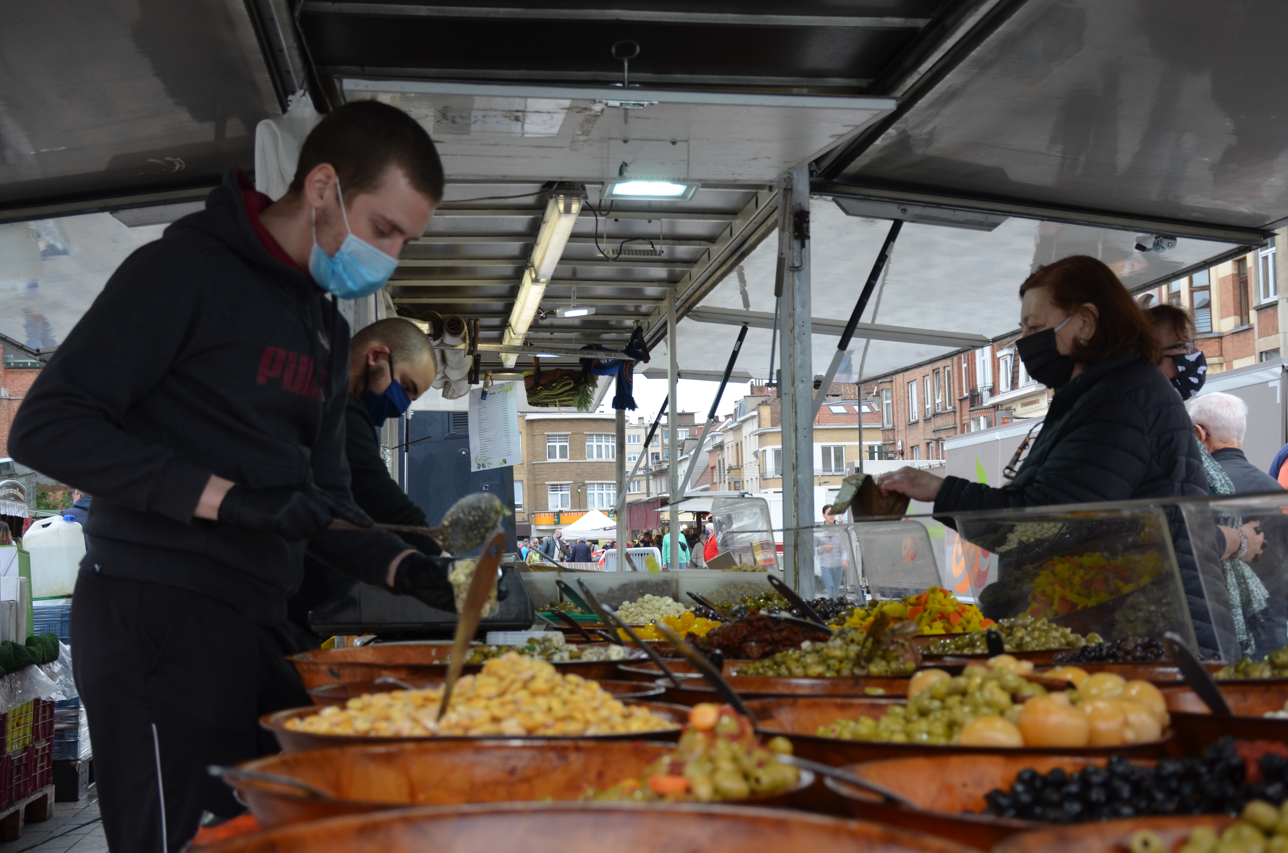 Retour du non-alimentaire au marché dominical de Jette