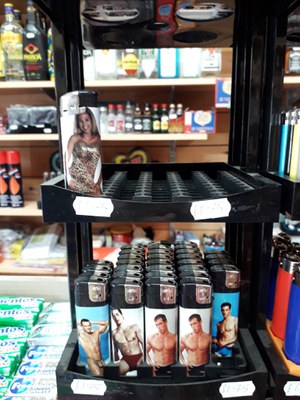 Briquets femmes hommes (2)